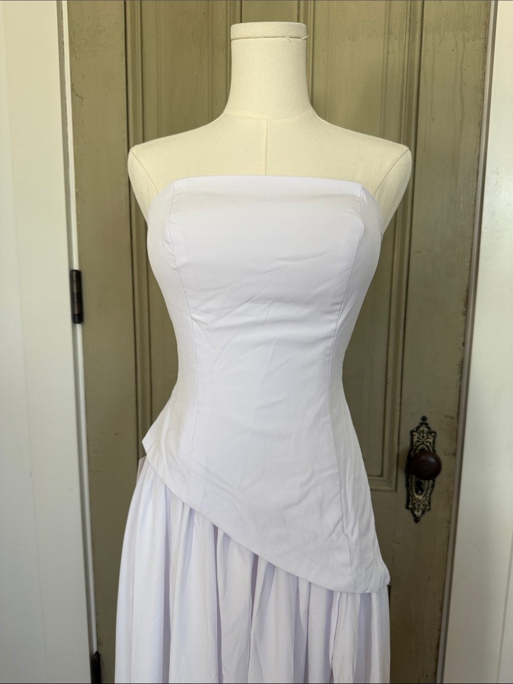 Strapless White Asymmetrical Waist Dress